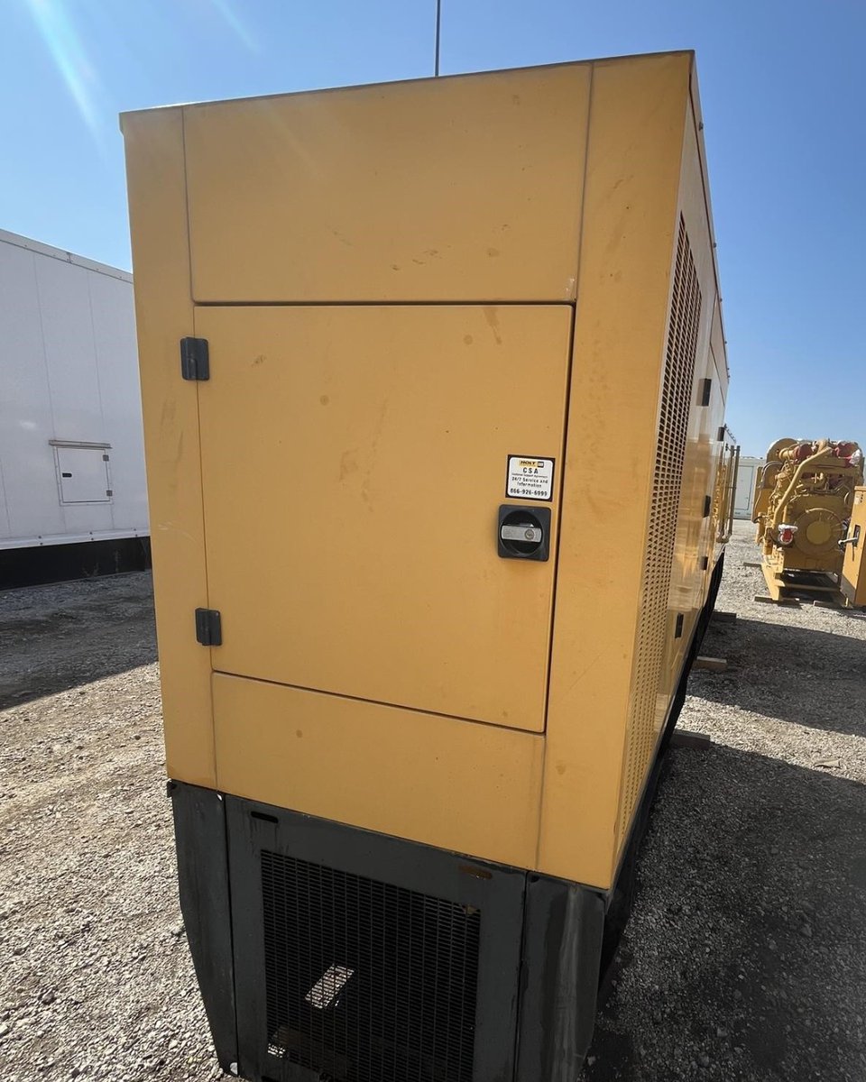 PowerSysToday's tweet image. This featured stationary generator has a 150 kW standby power rating and can reach up to 480 V! 🫡

Link to Listing ➡️ ow.ly/Utpr50WcZ6G

📞 Call (317) 942-7000 for more information!

#StationaryGenerators #GeneratorListings #PowerUp #PowerSystemsToday