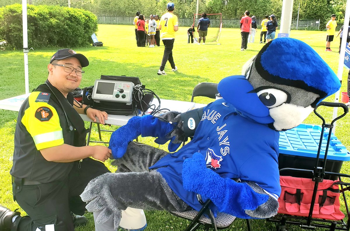 We're honoured to be the trusted on-site medics for <a href="/JaysCare/">Jays Care Foundation</a> Foundation events across the GTHA! From #communityclinics to #charitydrives, the Foundation’s commitment to positive impact inspires us—just as their trust in our #medics does. 🩺⚾ #TorontoBlueJays #JaysCare