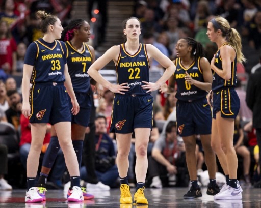 Fever vs Storm 🏀

The Fever will try to stop a three-game road losing streak at the Storm today.

Compare the latest stats to see who has an edge!
Matchup Analysis ➡ ow.ly/rAuv50WeSMo

#WNBA #sportsbetting #basketball #picks #parlay #props