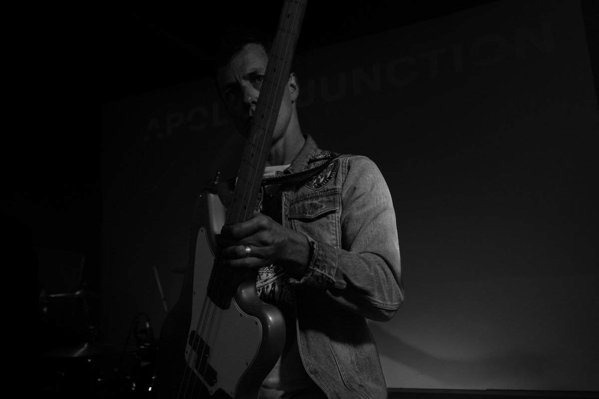 ApolloJunction's tweet photo. Darwen you didn’t think we’d forget about you did you? We had a brilliant time playing your town for the first time! 💙

Pre-Order our new album What In The World and we might see you back there sometime soon 👀

📷 - @closrmusic 

#indiemusic #darwengigs #newalbum #apollojunction