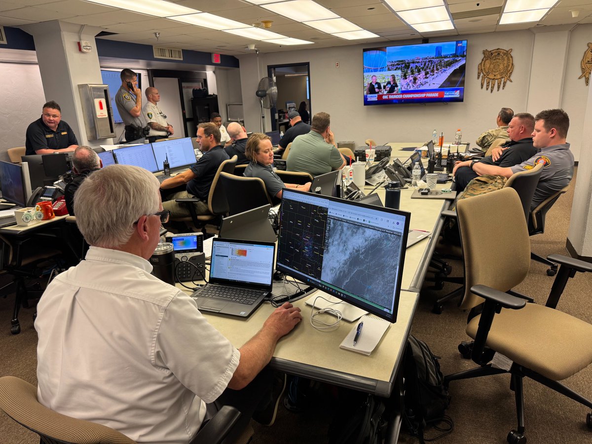 It was a sunny day in central Oklahoma, but our forecasters deployed in support of the downtown parade today were still keeping a close eye out for Thunder in OKC!