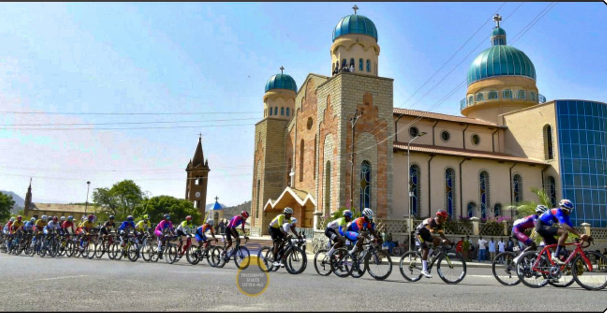 GhideonMusa's tweet photo. On Sunday, June 22, 2025, Keren hosted the men's second division (junior) road race of the Eritrean Cycling Championships. #Eritrea #cycling 
Via ጋዜጣ ሓዳስ ኤርትራ https://t.co/NRRJDOcAv4