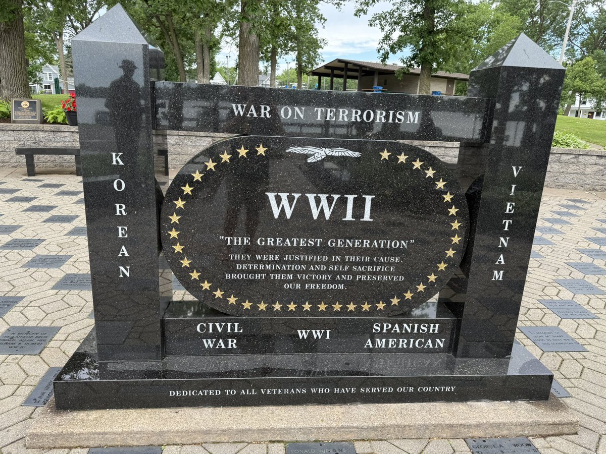 ProfeBeckstrom's tweet image. Summer 2025 - Day 17: Veterans Memorial Park in RL!!!