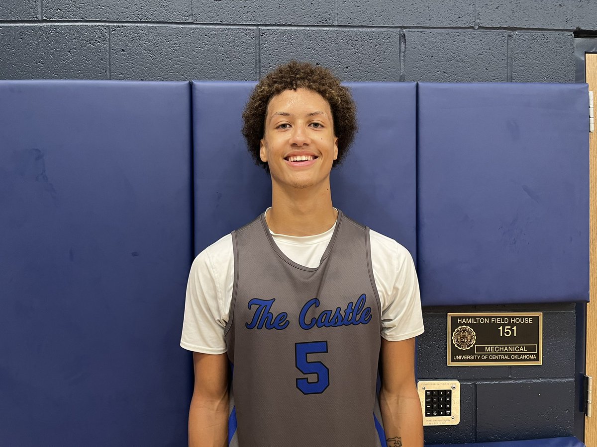 Prep Hoops Oklahoma (@prephoopsok) on Twitter photo 2026 6’6 <a href="/PrimetimeT5_/">TJ Williams</a> was a match up problem in a Newcastle win. Multiple jumpers, dragging the opposing forward out of the post. Showed some toughness at the rim with a charge and other scrappy too
#okpreps 2026 6’6 <a href="/PrimetimeT5_/">TJ Williams</a> was a match up problem in a Newcastle win. Multiple jumpers, dragging the opposing forward out of the post. Showed some toughness at the rim with a charge and other scrappy too
#okpreps