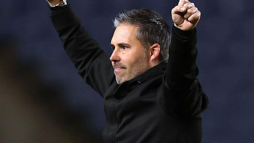 Thankyou Marti Cifuentes💙

You got us out of a hole we didn’t think it was possible to get us out of, 6 points from safety and winless in months.

Will always remember your time here fondly🍻