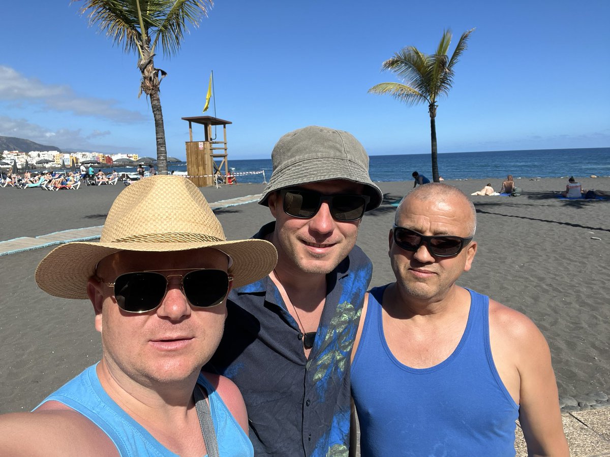 Constan03379811's tweet photo. Tenerife https://t.co/mGCGgUSGCx