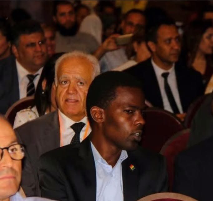 لقد أثبتت التجربة أن لا دولة تستطيع أن تواجه بمفردها تحديات التطرف والإرهاب، ولا يمكن لأي مجتمع أن ينهض وينمو في بيئة يسودها الخوف والانقسام. ومن هذا المنطلق، فإن سعينا نحو التعاون الإقليمي والدولي ليس خيارًا، بل ضرورة استراتيجية تُبنى عليها تنمية الإنسان، وحماية المؤسسات، وتحقيق