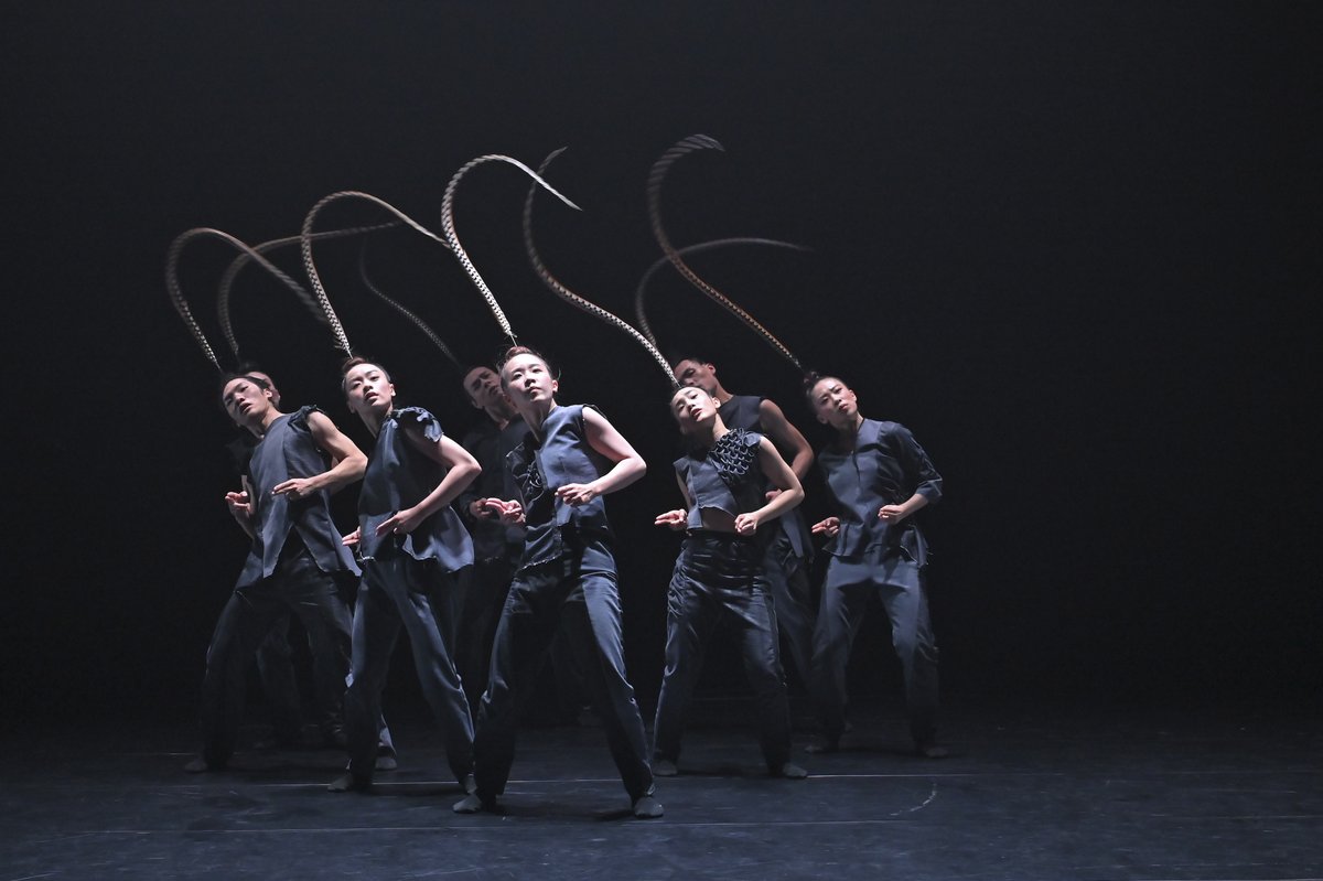 Taiwan’s @hungdancetaiwan comes to the Winspear Opera House on December 13!

Seamlessly blending Chinese opera, mythology, and Tai Chi with contemporary dance, Hung Dance BIRDY fuses tradition and innovation.

Single tickets will be available soon.