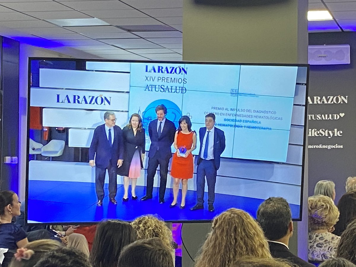 @sehh_es (@sehh_es) on Twitter photo Siempre es un honor recibir un reconocimiento de un medio como <a href="/larazon_es/">La Razón</a>, en la categoría de “Diagnóstico certero en #hematologia”
Un premio que ha recogido nuestra secretaría general, <a href="/MoradoHemato/">Marta Morado</a> de la mano de Sergio Ostalé, de <a href="/GSK_ES/">GSK España</a>.
Enhorabuena a todos los galardonados Siempre es un honor recibir un reconocimiento de un medio como <a href="/larazon_es/">La Razón</a>, en la categoría de “Diagnóstico certero en #hematologia”
Un premio que ha recogido nuestra secretaría general, <a href="/MoradoHemato/">Marta Morado</a> de la mano de Sergio Ostalé, de <a href="/GSK_ES/">GSK España</a>.
Enhorabuena a todos los galardonados