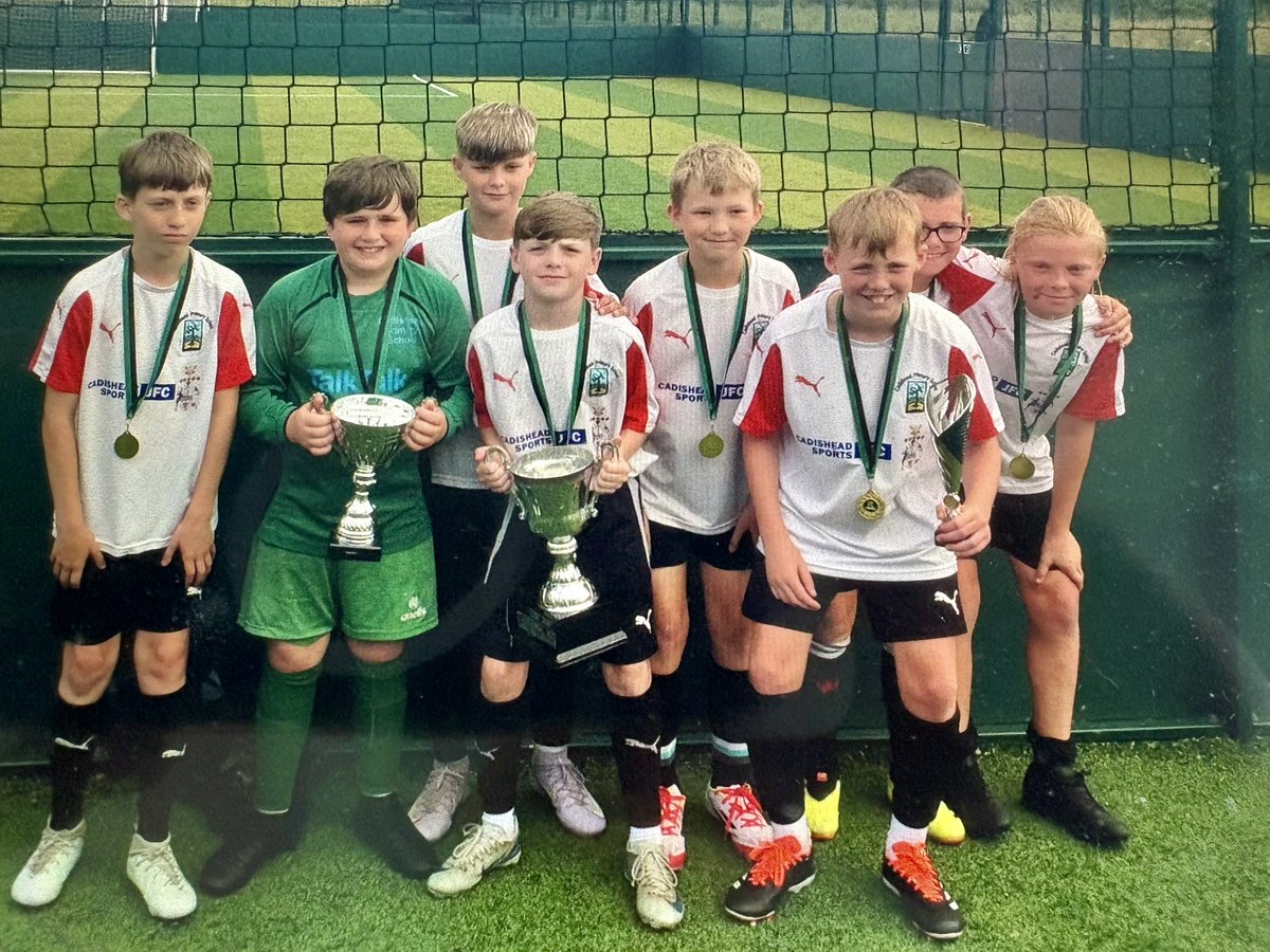 CadisheadP's tweet photo. Wow!
Cup double!
Not sure what else I can say about this team.   Fantastic players who play as a team.   Proud of all the players.   Great support as always.
Thanks to Fives, @coachright_uk and all who participated in this competition. @SportMattersDG https://t.co/tEkq17nzJS