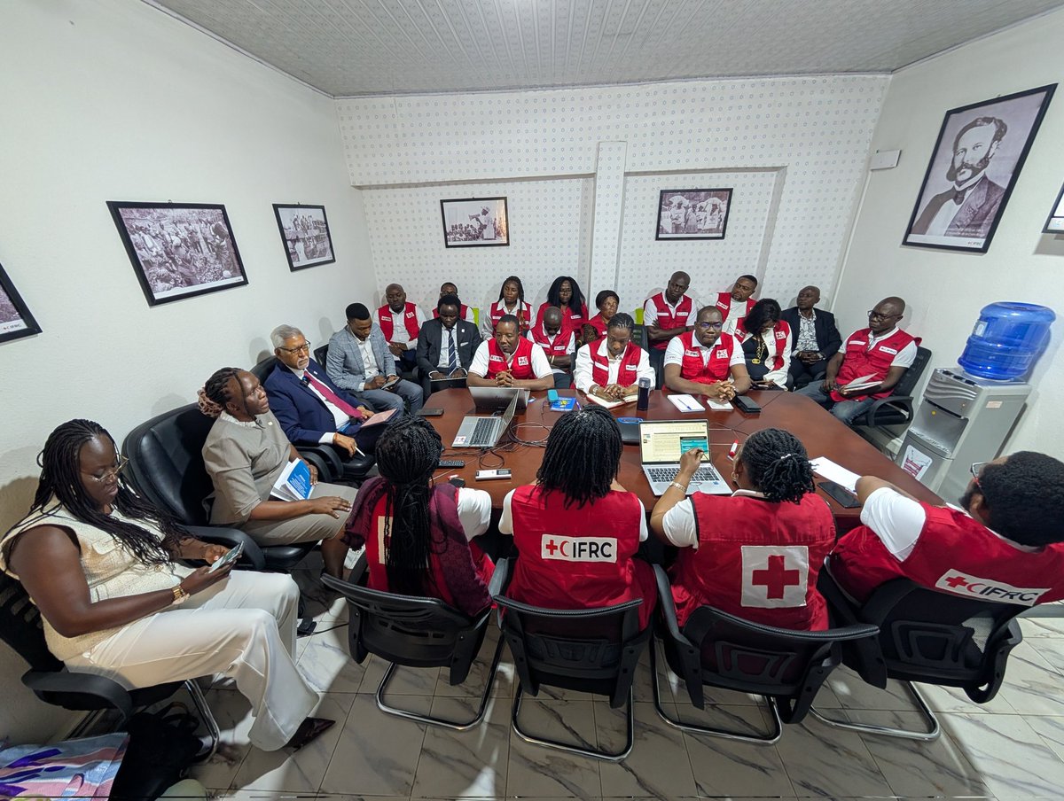 Mercy Laker (@mercylaker) on Twitter photo 🇨🇩Heureuse d'accueillir <a href="/jagan_chapagain/">Jagan Chapagain</a> à #Kinshasa!
Le SG @IFRC est en #RDC pour une mission de haut niveau de 4 jours afin de mettre en lumière les besoins humanitaires urgents, renforcer les partenariats et d'être solidaire avec nos volontaires de <a href="/crrdc1/">Croix-Rouge/RDC</a>.
<a href="/IFRCAfrica/">IFRC Africa</a> <a href="/ifrc/">IFRC</a> 🇨🇩Heureuse d'accueillir <a href="/jagan_chapagain/">Jagan Chapagain</a> à #Kinshasa!
Le SG @IFRC est en #RDC pour une mission de haut niveau de 4 jours afin de mettre en lumière les besoins humanitaires urgents, renforcer les partenariats et d'être solidaire avec nos volontaires de <a href="/crrdc1/">Croix-Rouge/RDC</a>.
<a href="/IFRCAfrica/">IFRC Africa</a> <a href="/ifrc/">IFRC</a>