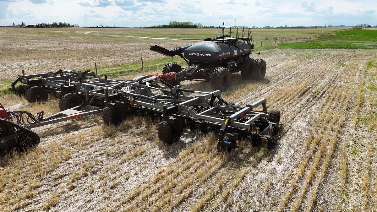 PillarLasers's tweet photo. Meet the latest in the DH Series lineup — DH6012 + Big Wheel Kit.
Reduced Compaction. Increased Flotation. Fewer Service points.
Get yours ordered today!
#YouKnowTheDrill #AirSeeder #Discdrill #Pillarag #PlantingSeason #PillarPerformance #PillarPrecision #MKIII #bigwheelkit https://t.co/UlNZMGWaIA