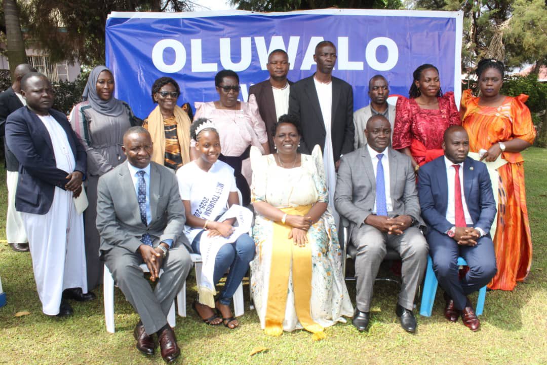 ZambaaliBulasio's tweet image. Tutongozeza enkola ya luwalo lwaffe ey’omwaka guno mu gombolola ya Mutuba II Nabweru n’ekigendererwa ky’okuyimirizawo emirimu by’ obwakabaka. @MariamNdagire14 #NansanaforZambaali @BugandaKingdom_