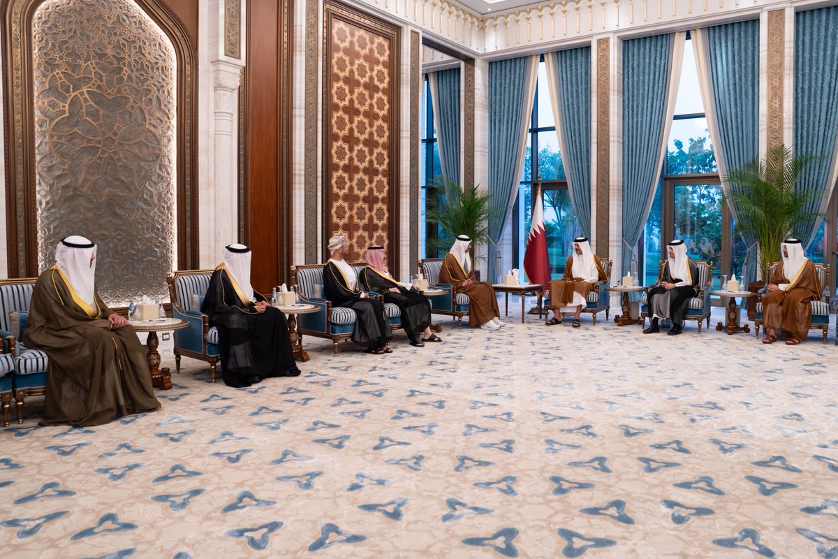 وزارة الخارجية 🇸🇦 (@ksamofa) on Twitter photo #الدوحة | صاحب السمو الشيخ تميم بن حمد آل ثاني أمير دولة قطر يستقبل سمو وزير الخارجية الأمير #فيصل_بن_فرحان <a href="/FaisalbinFarhan/">فيصل بن فرحان</a> وأصحاب السمو والمعالي والسعادة وزراء خارجية دول مجلس التعاون لدول الخليج العربية، وبحضور معالي أمين عام المجلس الأستاذ جاسم البديوي. #الدوحة | صاحب السمو الشيخ تميم بن حمد آل ثاني أمير دولة قطر يستقبل سمو وزير الخارجية الأمير #فيصل_بن_فرحان <a href="/FaisalbinFarhan/">فيصل بن فرحان</a> وأصحاب السمو والمعالي والسعادة وزراء خارجية دول مجلس التعاون لدول الخليج العربية، وبحضور معالي أمين عام المجلس الأستاذ جاسم البديوي.