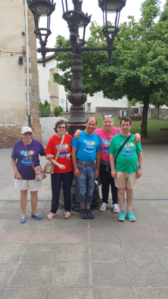 upgarbealde's tweet photo. @feyluzspain @ACGevangelizar Final de curso de @feyluzspain Eguski #Zalla también con el resto de la Pastoral de las discapacidades de la diócesis @DiocesisBilbao en la Catedral de #Bilbao @catedralbilbao 
¡Nos vemos después del #verano! https://t.co/D6hYTNqJ8S
