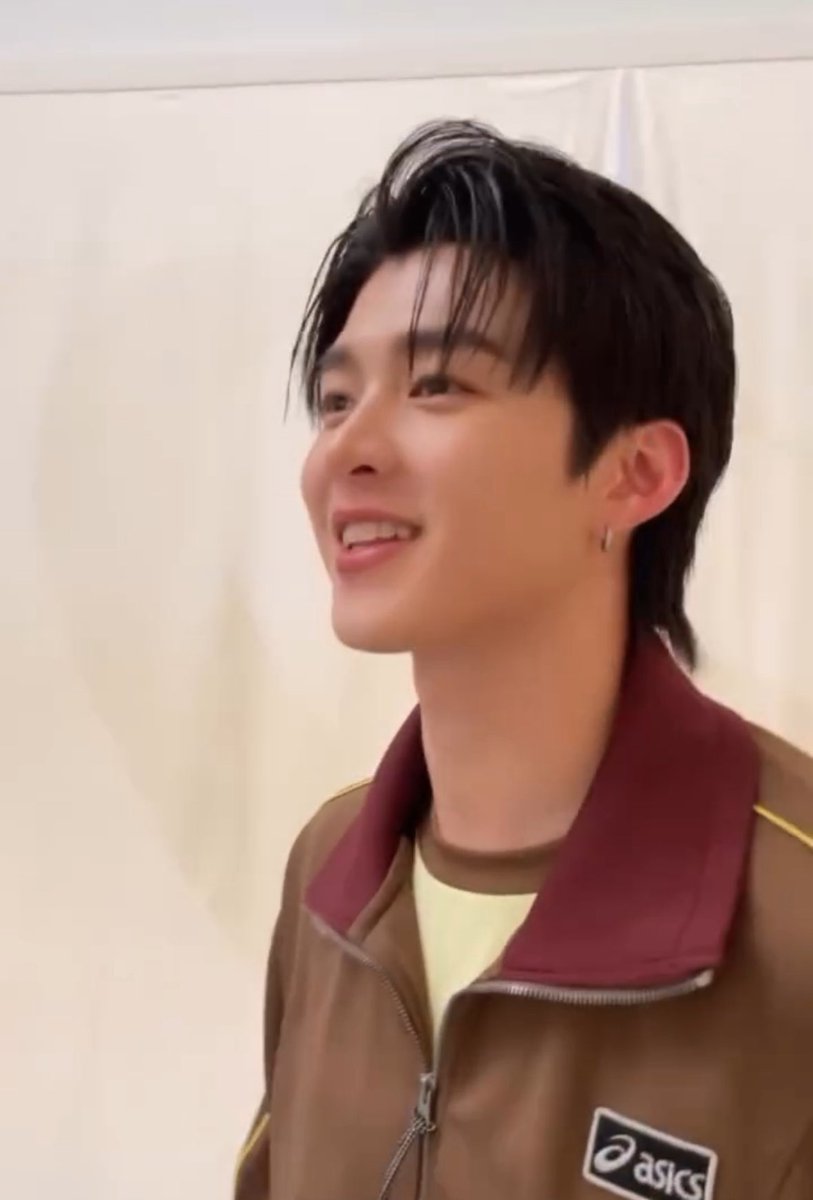 syamxnii's tweet image. ยิ้มเขินนี้โครตมุน่าร้ากกกกกกㅠㅠㅠㅠ

@nichameen8 

#ASICSxMEEN 
#ASICSParisFashionWeek