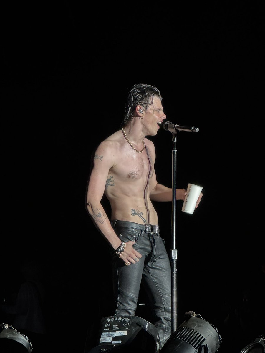 S̸t̵e̶f̸f̷ w̵a̶y̴ tweet media