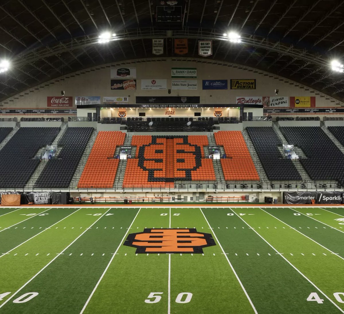 Tripp palmer (@tripppalmer55) on Twitter photo After an awesome conversation with Coach Duff I’m blessed to have received an offer to play football for <a href="/BengalGridiron/">Idaho State Football</a>
#gobengals 🟠⚫️ After an awesome conversation with Coach Duff I’m blessed to have received an offer to play football for <a href="/BengalGridiron/">Idaho State Football</a>
#gobengals 🟠⚫️