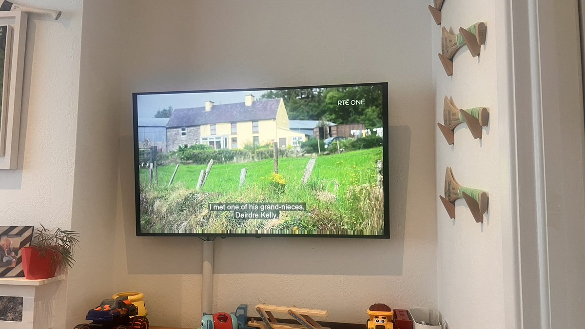 Eoin Ó Súilleabháin tweet media