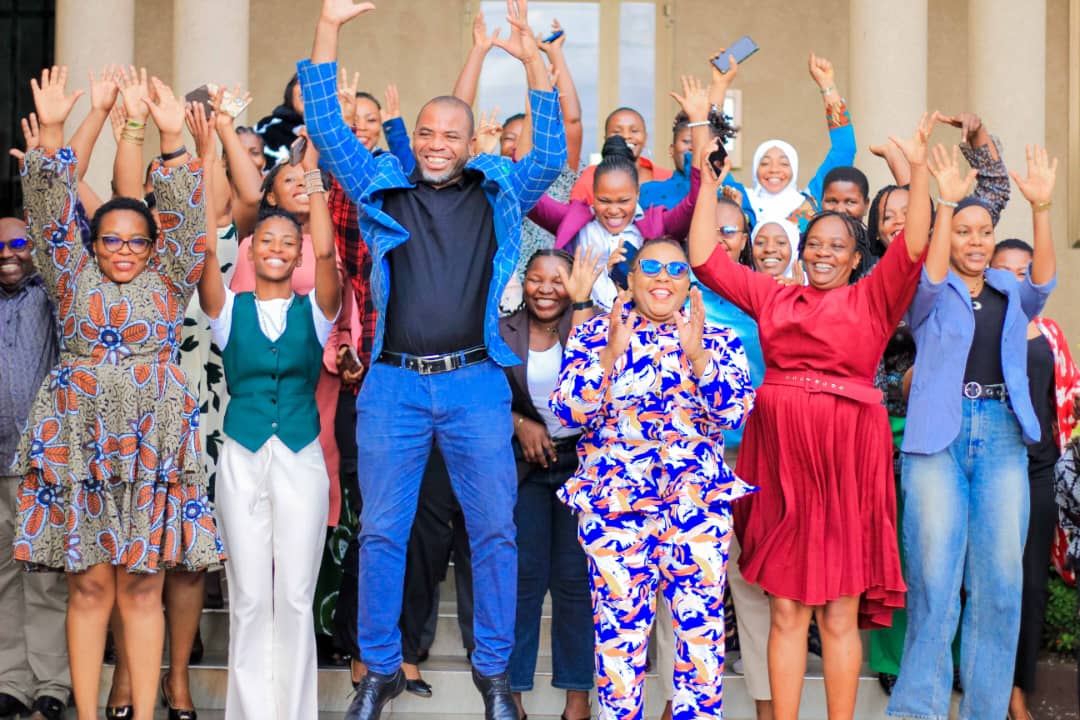 Women journalists trained on digital safety, online gender violence protection therespondents.co.tz/2025/06/women-…