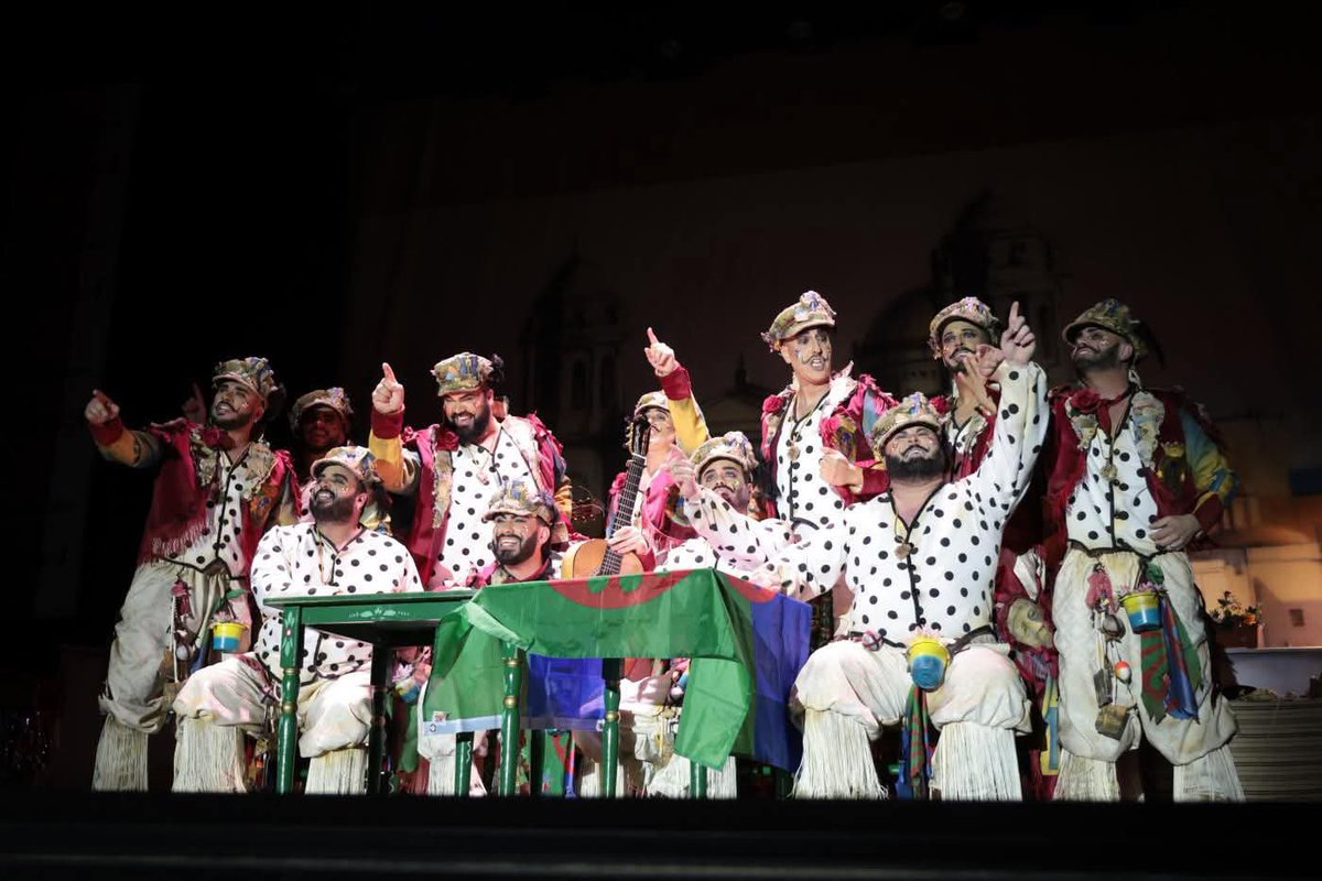 Que mi provincia además de su cultura, 
Colecciona FLAMENCURA 

Cositas de Cádiz