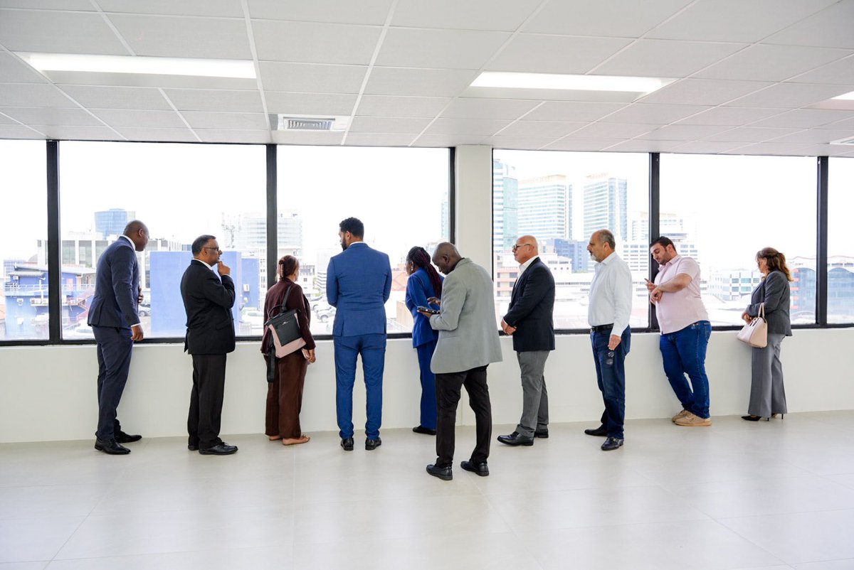 Senator the Honourable Dominic Smith, Minister of Public Admin &amp; Ai, alongside Permanent Secretary (Ag.) Cory Belfon &amp; members of the Property &amp; Real Estate Services Division, met with the Permanent Secretary &amp; his Executive Team of the Ministry of Planning, Economic Affairs.