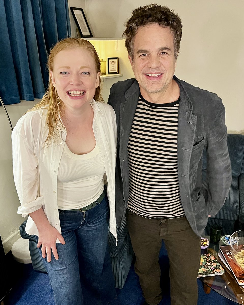 DorianGrayPlay's tweet image. The stars aligned backstage last night β thank you for coming π
The Picture of Dorian Gray must end June 29 β catch it whilst you can!