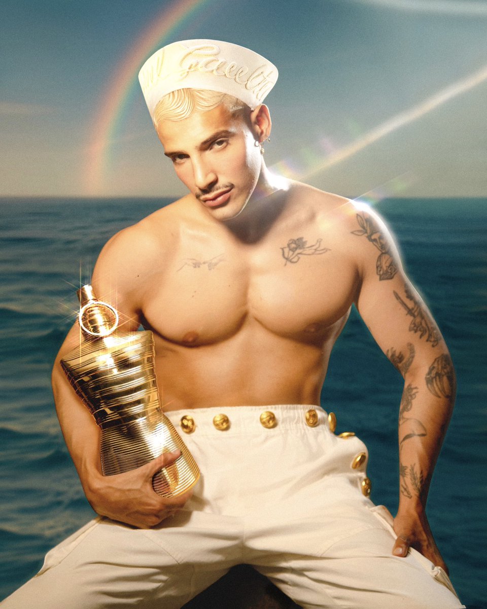 eudross's tweet photo. First came fire, then absolute gold… 
le male by @jeanpaulgaultier ✨🌈

 #jeanpaulgaultier #jpgperfume #lemale https://t.co/twvH1mDmbe