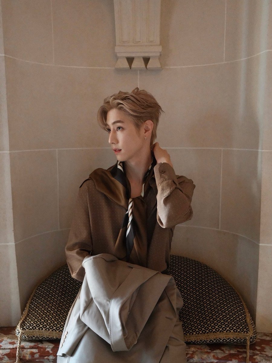 Beliaveinlove's tweet photo. มู้ดรูป โทนสี🤎 มาร์คคือแบบหล่อมากกกกกกก 😭😭😭😭😭😭😭😭😭😭😭😭

MARK TUAN AT YSL SS26 PFW
#MarkTuanxYSLSS26
#MarkTuan #ParisFashionWeek 
#MarkTuan_ParisFashionWeek
#MarkTuan_SaintLaurent #YSL 
#SaintLaurent @YSL @marktuan https://t.co/4mbkoltx0j