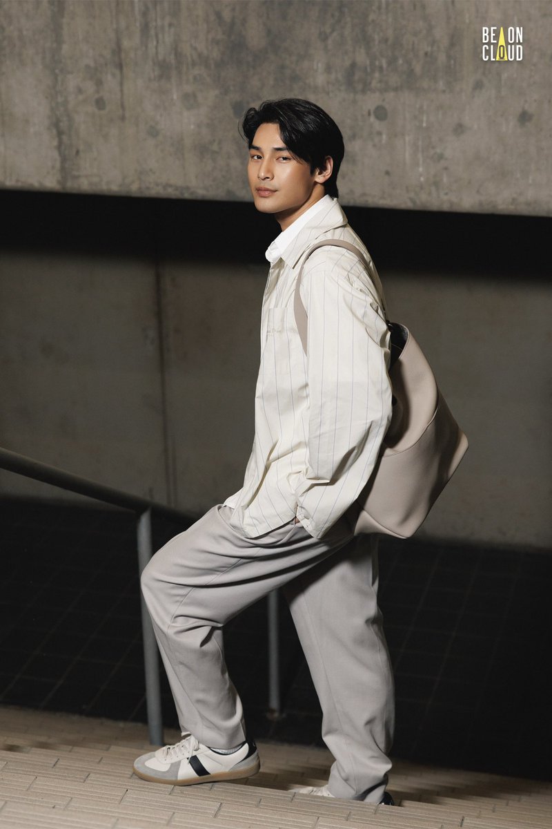 beoncloud_th's tweet photo. ภาพ Airport Look ของ อาโป-ณัฐวิญญ์ ก่อนออกเดินทางไปยังกรุงปารีส 🛫 เพื่อร่วมงาน Dior Summer 2026 Men's Collection ที่จะจัดขึ้นในวันที่ 27 มิถุนายนนี้ 

#MileApoflytoDiorSummer26 https://t.co/NlKOTVc7oG