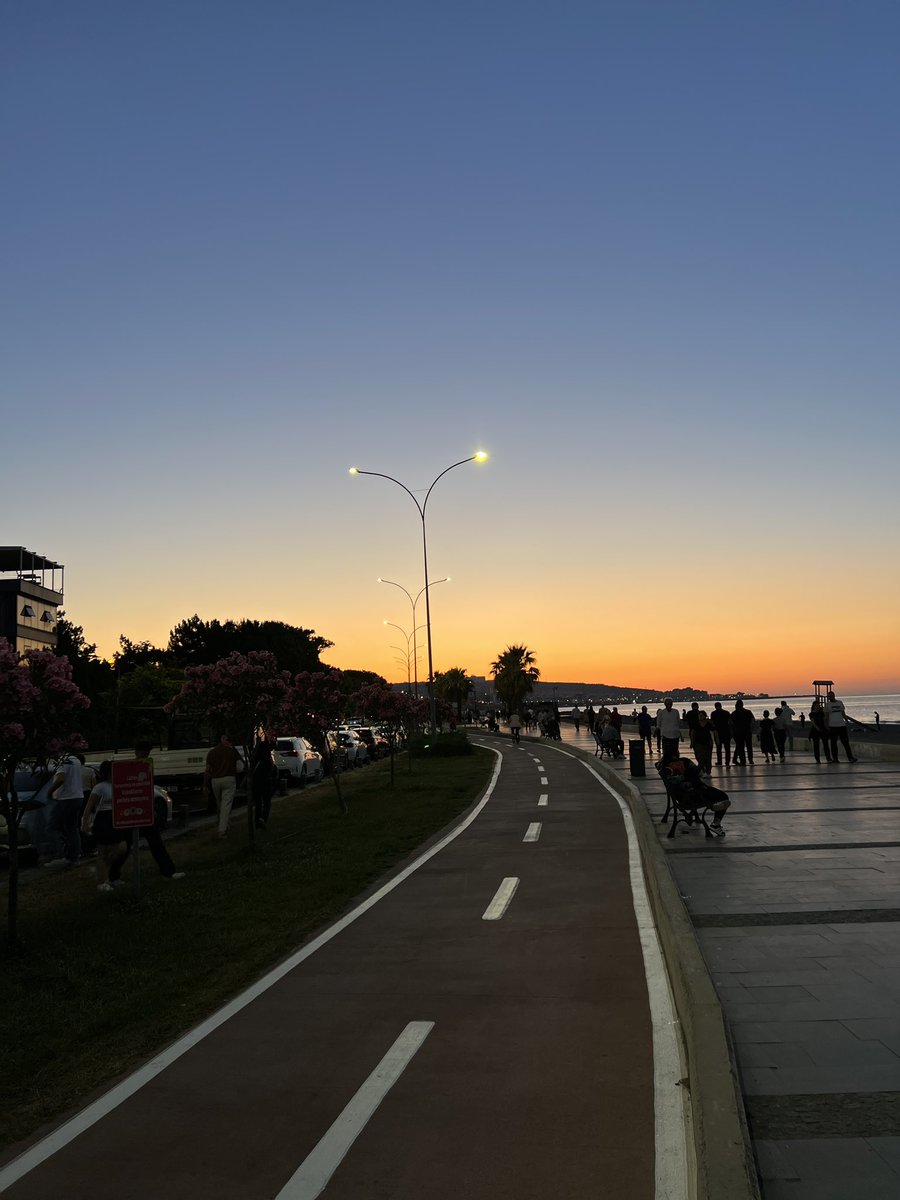 abdirashidv's tweet image. Sunset🌇