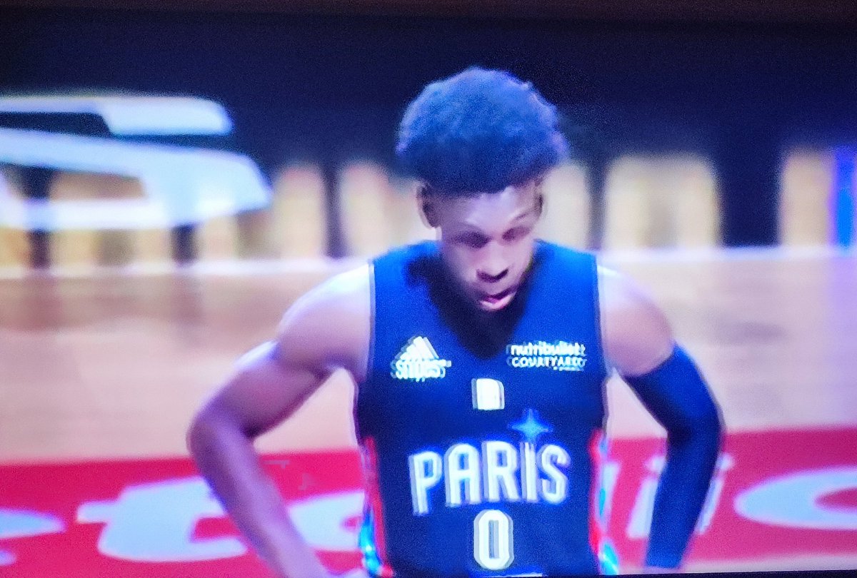 theoudoro's tweet image. It's on @G_Chrono