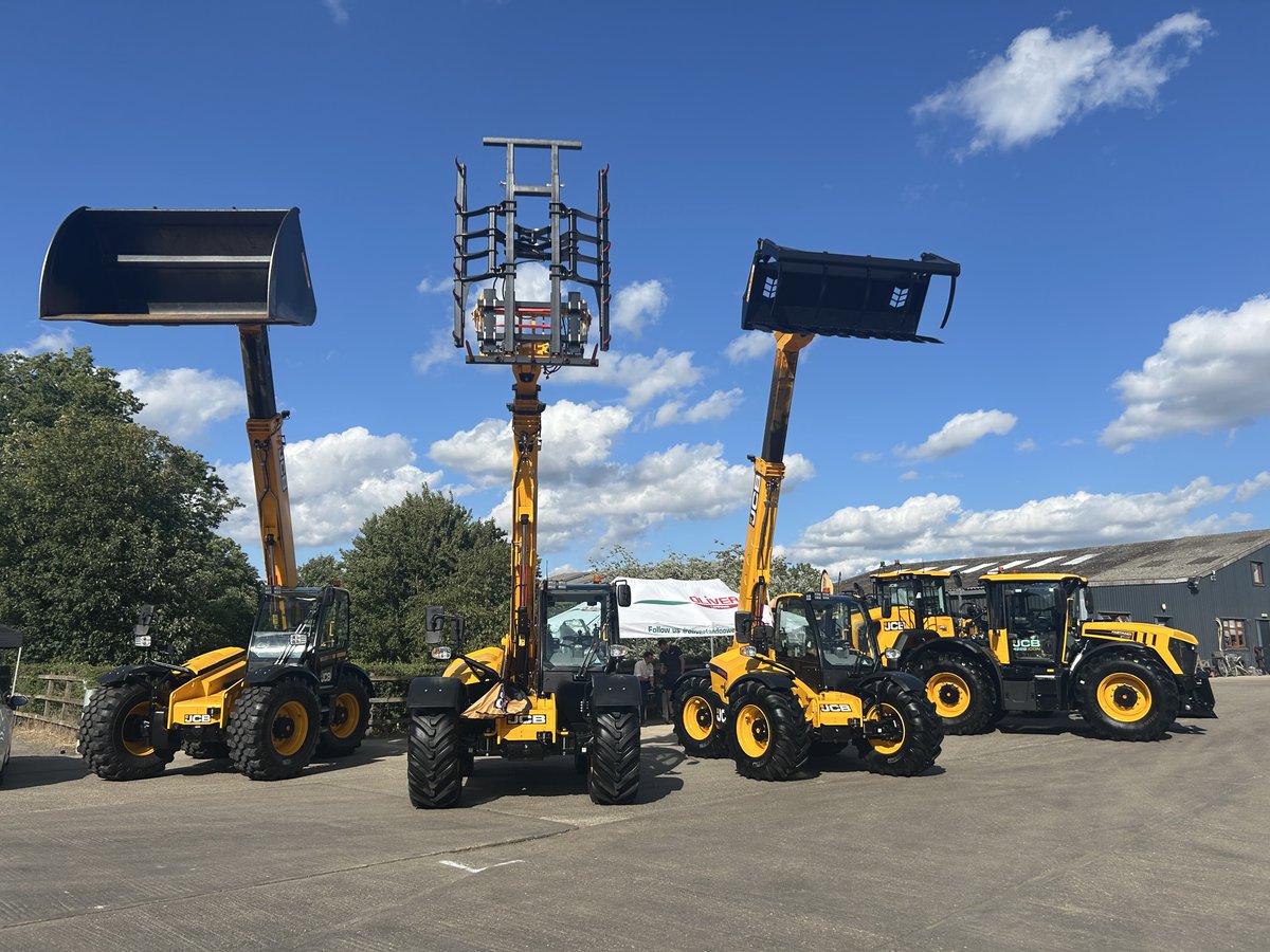 Tomorrow we will be at P.X. Farms Open Day! Hoping the day is a success for this new event, come along to see us to explore the range of JCB Agriculture Loadalls, Fastrac and Loading Shovel on display for you to see.
