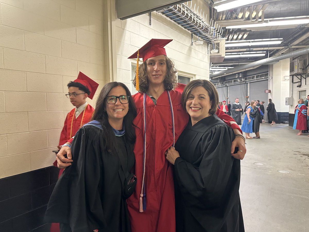 It’s showtime! ⁦<a href="/LTPS1/">Lawrence Township Public Schools</a>⁩ Let’s Go Cards! #LTPSThisIsUs
