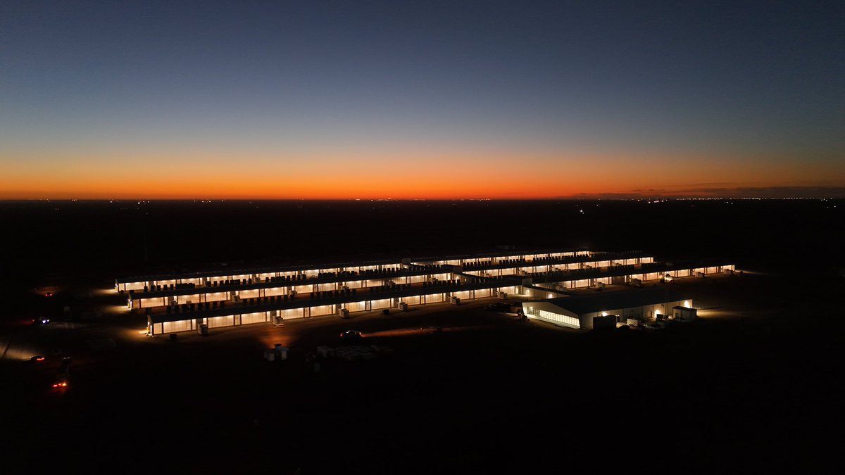 rftylerpage's tweet image. Grateful for the relentless effort from our team to get Black Pearl online in just 16 months. Ahead of schedule. Built safely. Now hashing. Huge congratulations to the entire team on the exceptional work; let’s keep building. 
 
$CIFR