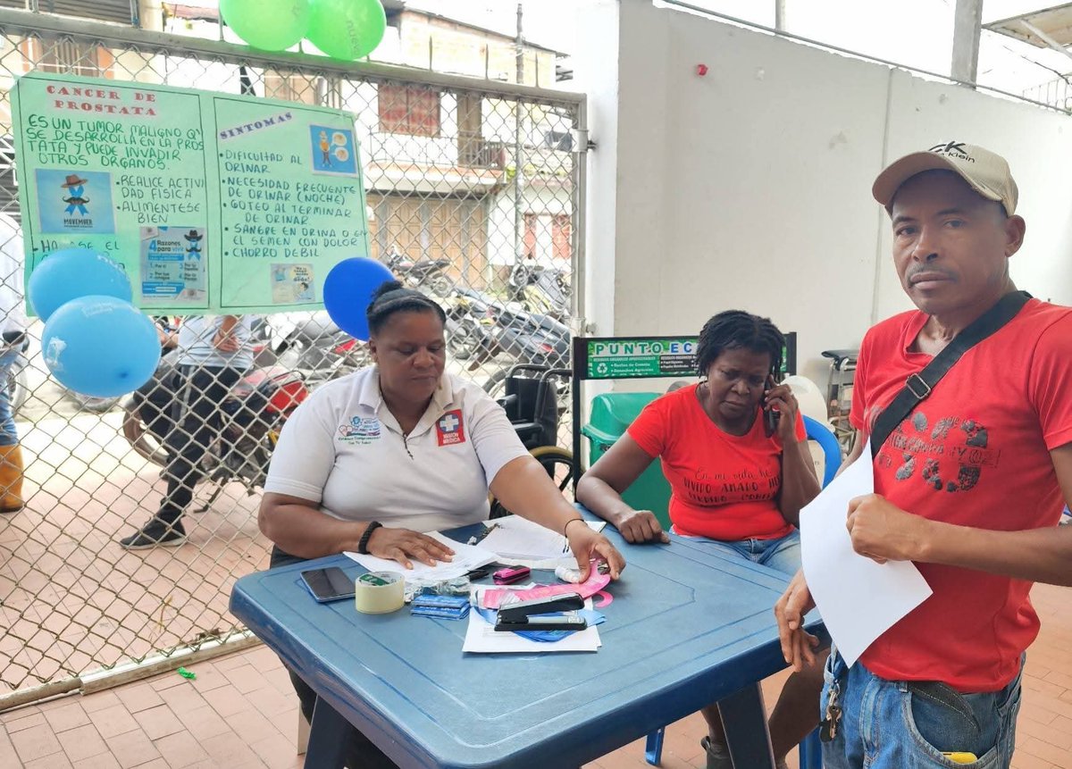 CHDN1's tweet image. 💙🩺Con éxito, la ESE CHDN conmemoró el Día Mundial del Cáncer de Próstata con jornadas urbanas y rurales, ofreciendo tamizaje de PSA, citologías, remisiones y más. Seguimos promoviendo la prevención, el autocuidado y el acceso equitativo a la #salud.