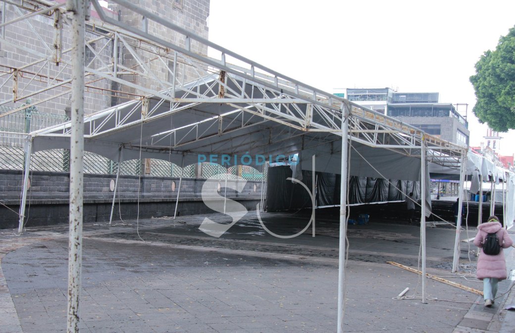 Síntesis Puebla (@sintesisweb) on Twitter photo 📚Comienzan a instalar la estructura que albergará la Feria Internacional del Libro Puebla 2025, la cual estará en el zócalo de la ciudad, del 27 de junio al 6 de julio.
#Puebla #FeriaDelLibro
📸<a href="/FotoSintesisOB/">Oscar Enrique Bolaño</a> 📚Comienzan a instalar la estructura que albergará la Feria Internacional del Libro Puebla 2025, la cual estará en el zócalo de la ciudad, del 27 de junio al 6 de julio.
#Puebla #FeriaDelLibro
📸<a href="/FotoSintesisOB/">Oscar Enrique Bolaño</a>