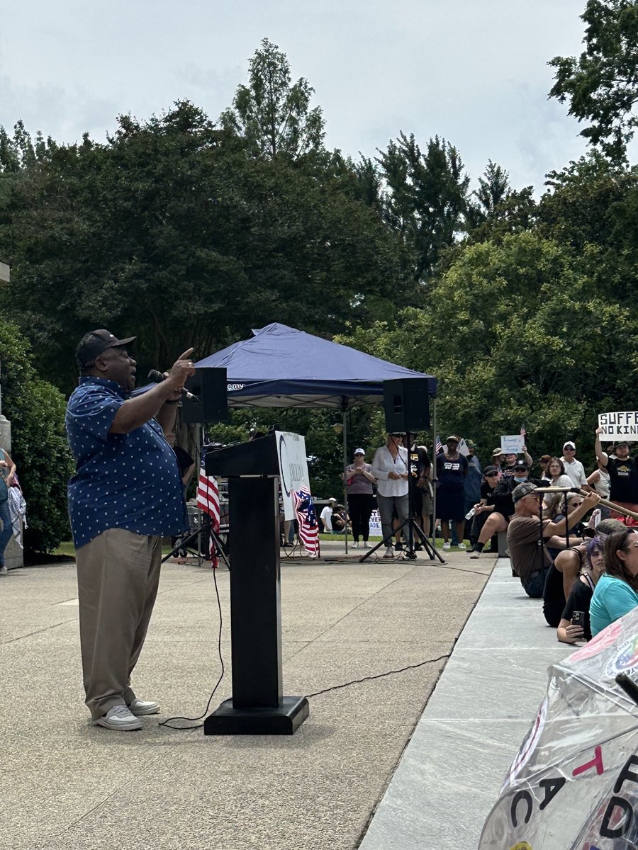 NewAlphaCDC's tweet image. On June 14 Reverend Leo Woodberry joined leaders and citizens in a powerful call to restore democracy and return power to the people as they promoted civic engagement unity and justice The movement continues👥
#NoKings #Democracy #PowerToThePeople