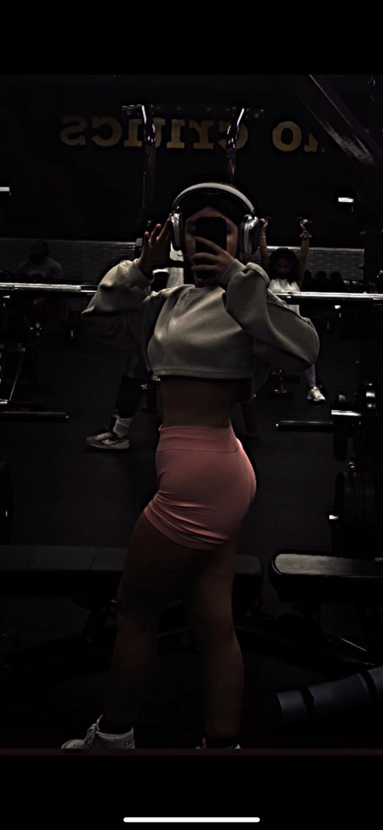 need me a workout buddy 😋