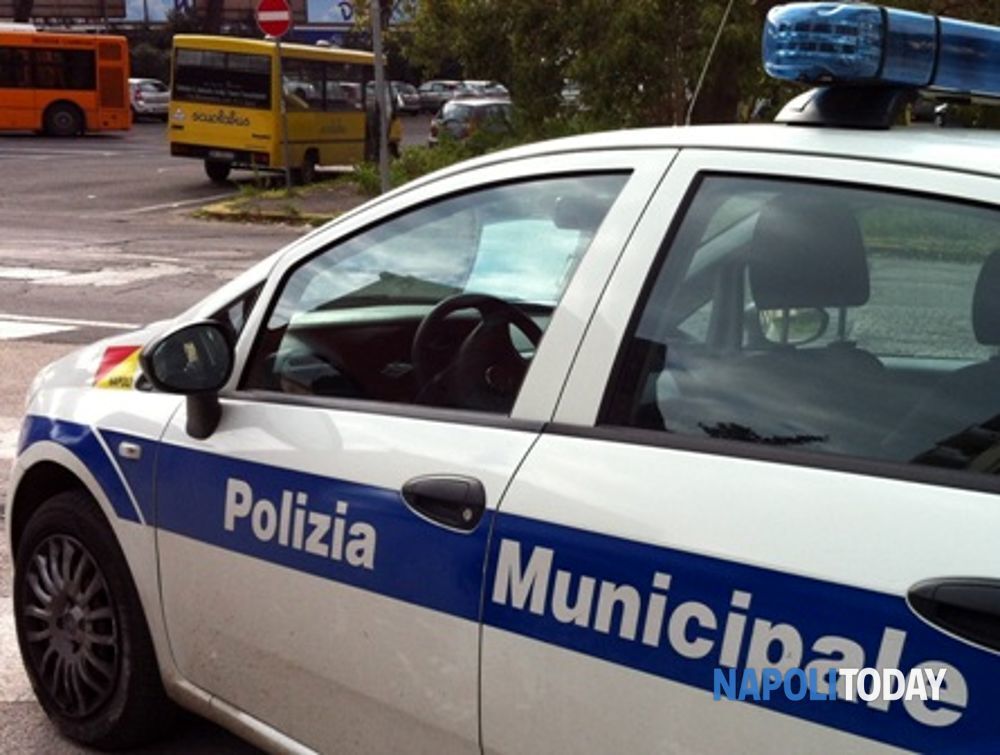 Bimbo di quattro anni scappa dai genitori: paura ad Arzano ift.tt/o7QRGUw