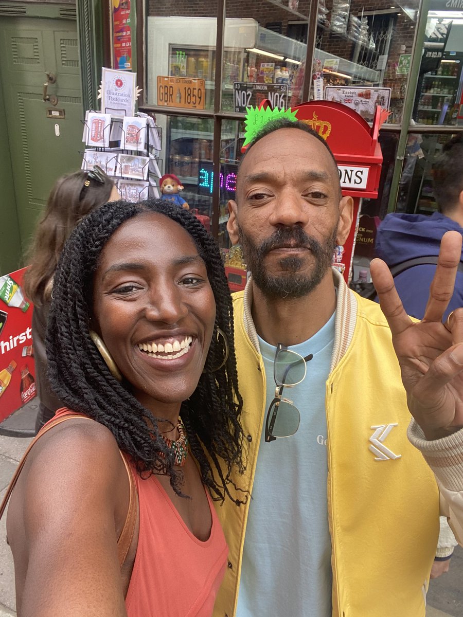thesohogirl's tweet image. @BBMBMC when I bumped into @Darcus in Soho a few weeks back 😎🫡