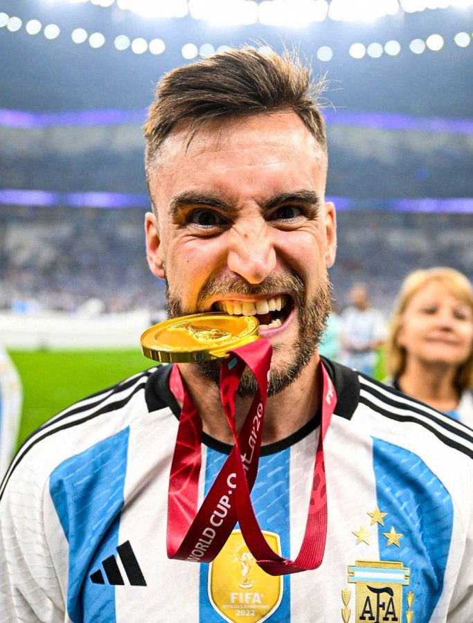EL LYON DESCENDIO Y ES PROBABLE QUE TAGLIAFICO SE VAYA, ES POR ACA MUCHACHOS

Y SI TE LLAMA GALLARDO? 📞📞📞