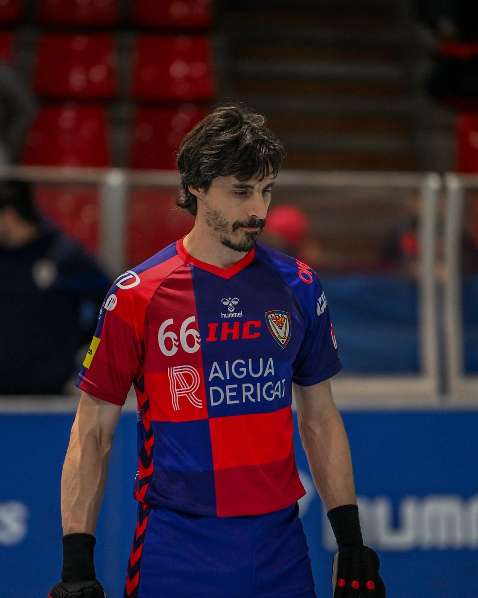 IgualadaHC's tweet photo. 💙EDU FERNÁNDEZ❤

Edu Fernández finalitza la seva carrera esportiva, i ho fa després d’una darrera temporada amb un final somiat per a una trajectòria plena de compromís, esforç i talent.

Fins aviat, Edu!💙❤️ https://t.co/h59cVNa1Vy