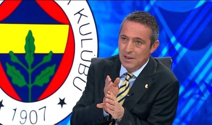 Ali Koç:

“Etik olarak küme düşmüş bir takımdan oyuncu almak bize yakışmaz. Önce saygı!”