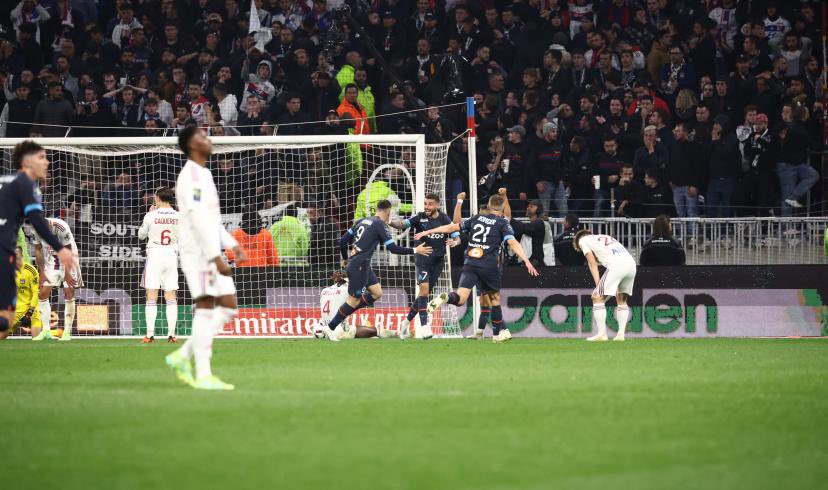 vie de merde. tweet media