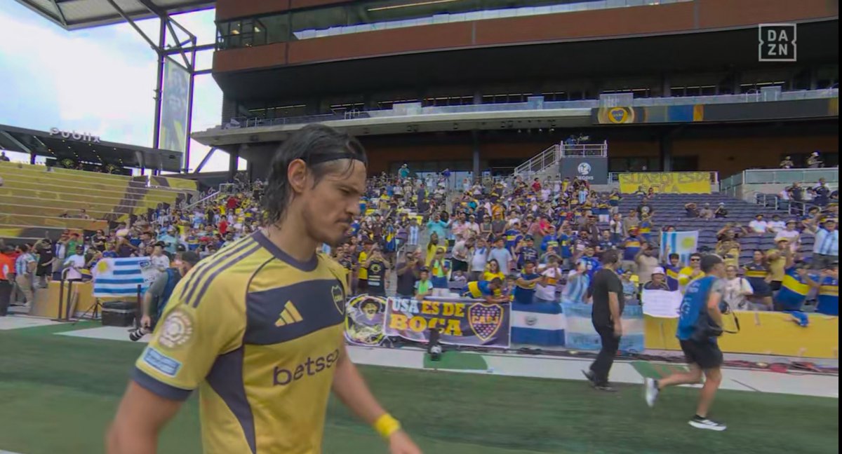 Los mandaron a dos cuadras de Miami y no fueron ni los familiares de los jugadores.

Toda la vida fueron una mentira del periodismo barato.