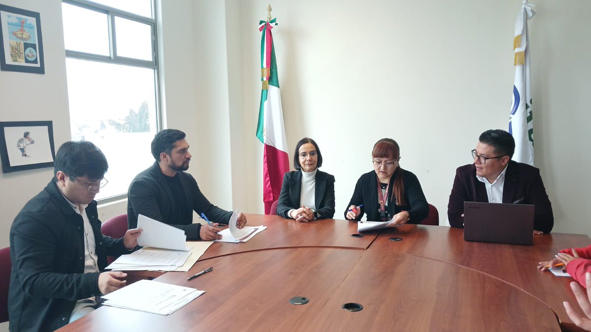 ITAIH Hidalgo (@itaih_hidalgo) on Twitter photo Con la presencia de la titular del Archivo General del Estado de Hidalgo, Arlene Morón Montiel; la Comisionada Presidenta <a href="/Myrna_Moncada/">Myrna_Moncada</a> y el Coordinador de Archivos del <a href="/itaih_hidalgo/">ITAIH Hidalgo</a> Edwin Martínez; se cerró la auditoria archivística realizada al Instituto. #OficialíaMayor Con la presencia de la titular del Archivo General del Estado de Hidalgo, Arlene Morón Montiel; la Comisionada Presidenta <a href="/Myrna_Moncada/">Myrna_Moncada</a> y el Coordinador de Archivos del <a href="/itaih_hidalgo/">ITAIH Hidalgo</a> Edwin Martínez; se cerró la auditoria archivística realizada al Instituto. #OficialíaMayor