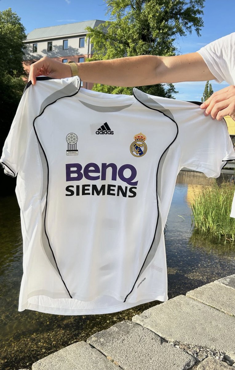 estermbappe's tweet photo. Fotbalové dresy na léto https://t.co/I8rssZUxjl
