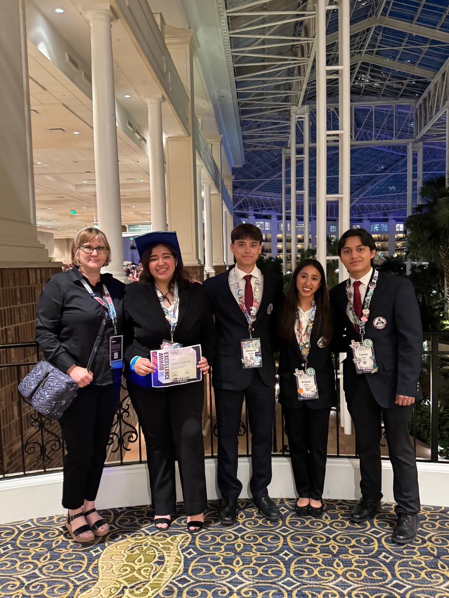 CTELFCISD's tweet image. 🎉 Huge congrats to our LFHS HOSA students!
👏 Alheli Chavez placed 6th internationally in Life Skills Support at the 2025 HOSA ILC in Nashville!
🧠 Our Biomedical Debate team ranked in the top 125 globally!
#LFHS #HOSA #FalconPride #FutureHealthPros
