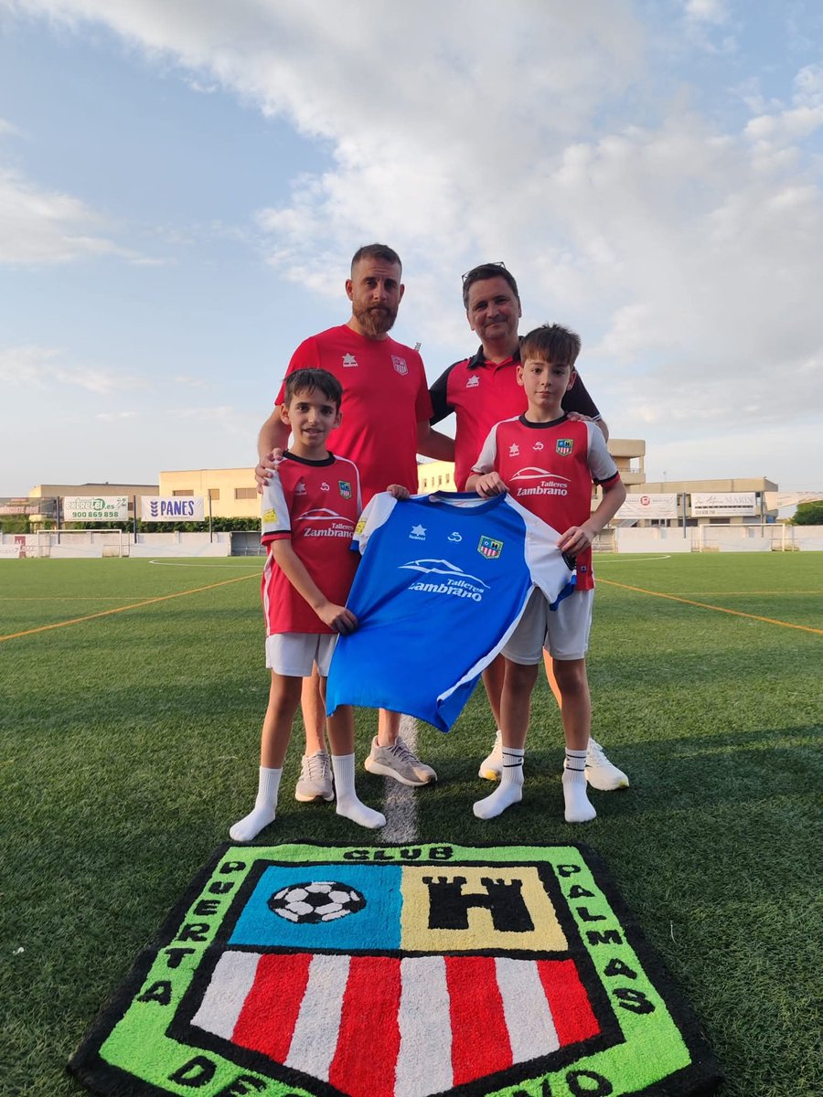 2°Extremeña 

Fran Nuevo Guardameta del <a href="/cdpuertapalmas/">cdpuertapalmas</a> para la temporada 25/26